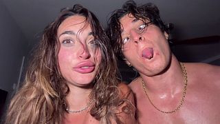 Una Puttana ITALIANA Railed By a BULL ( CREAMPIE )